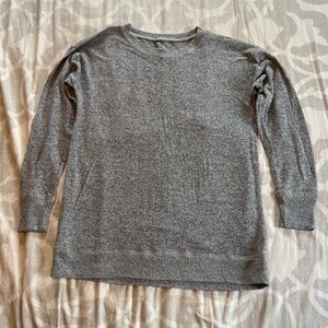 Women’s American Eagle sweater